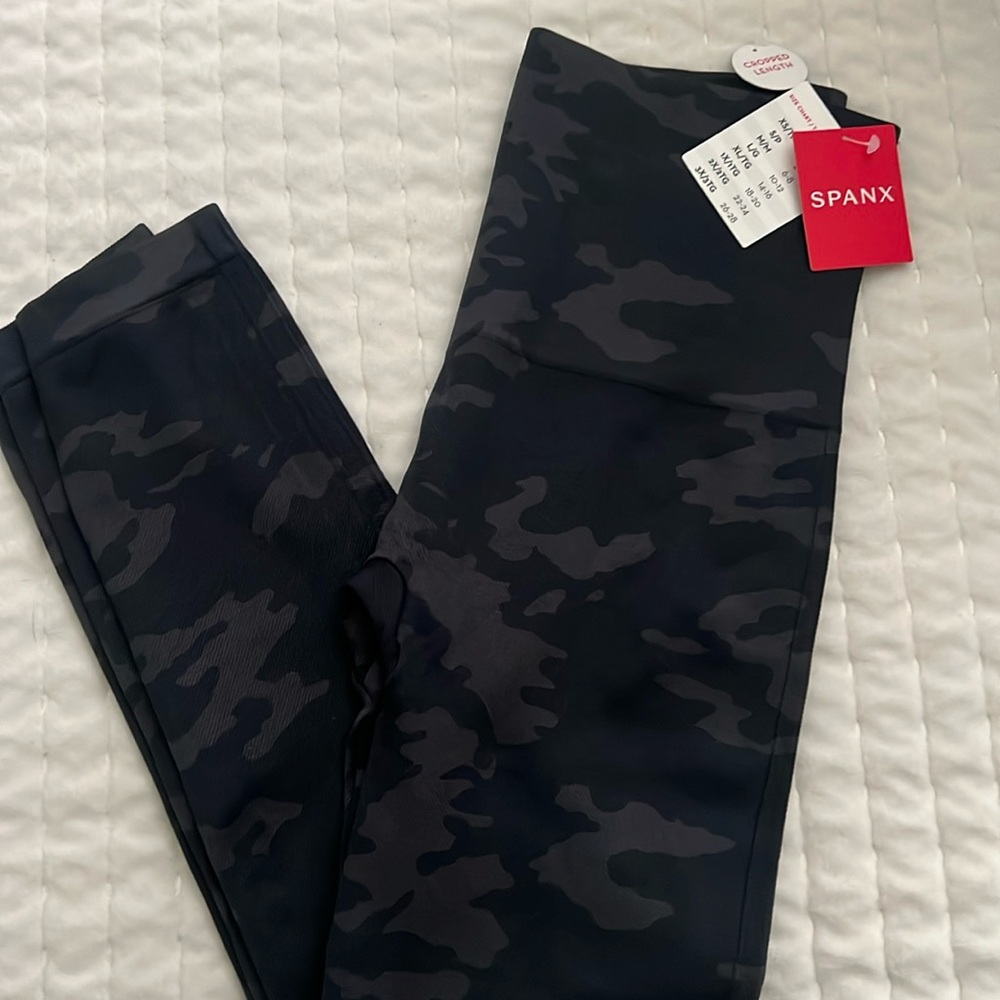 Black Camo Spanx Leggings